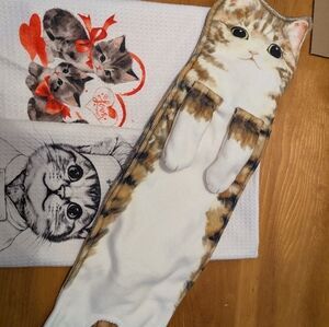 Bundle Of Cat Print Tea Towels And Pot Holder